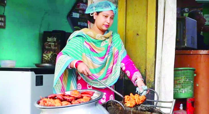 বিন্দু থেকে সিন্ধু পাবনার সফল নারী উদ্যোক্তা অনুজা সাহা এ্যানি এখন আইকন